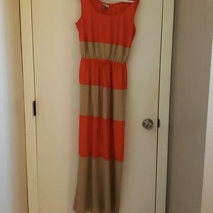 Maxi dress